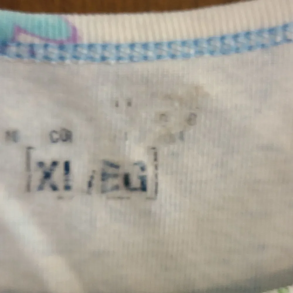 XL Multi Colored Floral Print Sleeveless Top - Picture 2 of 3